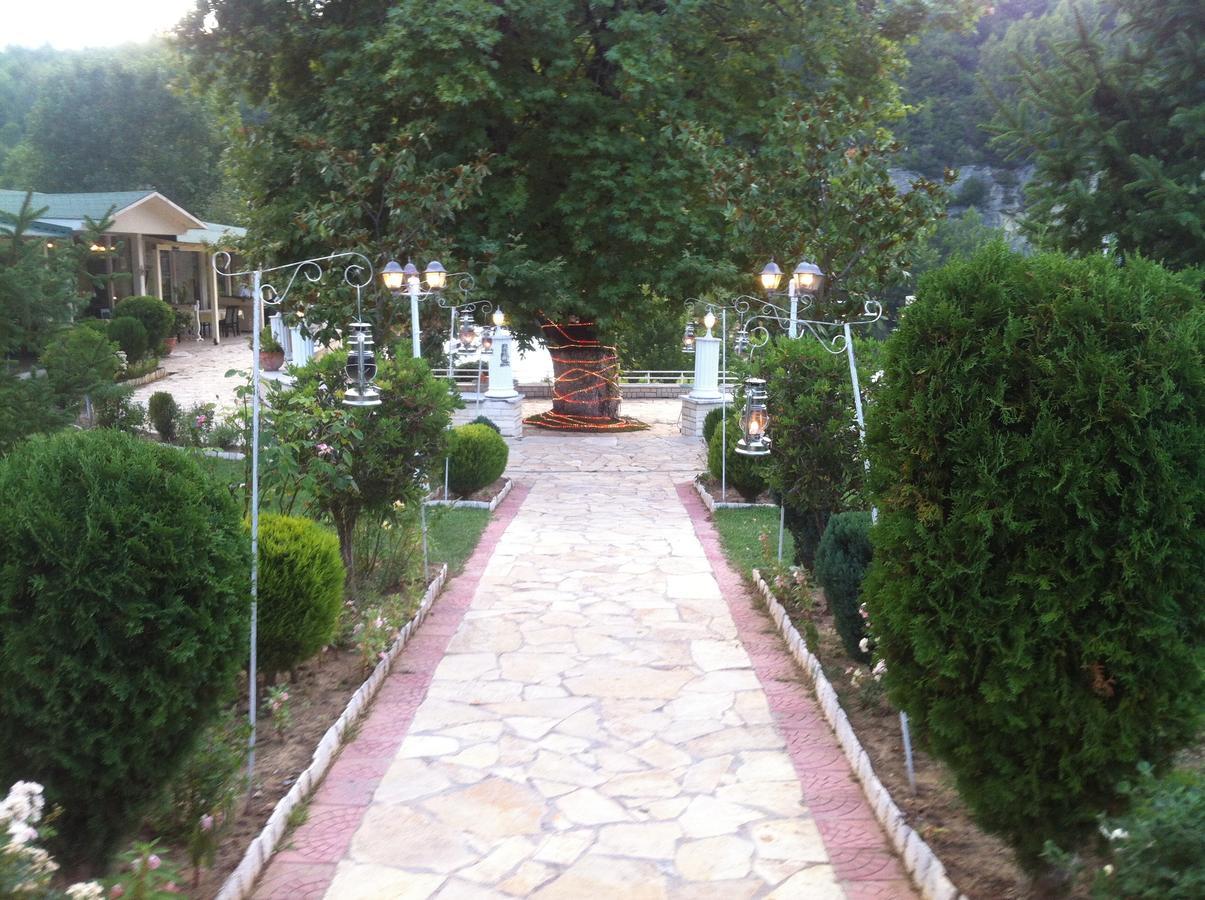 Resort Teater Kame Ibe Екстериор снимка